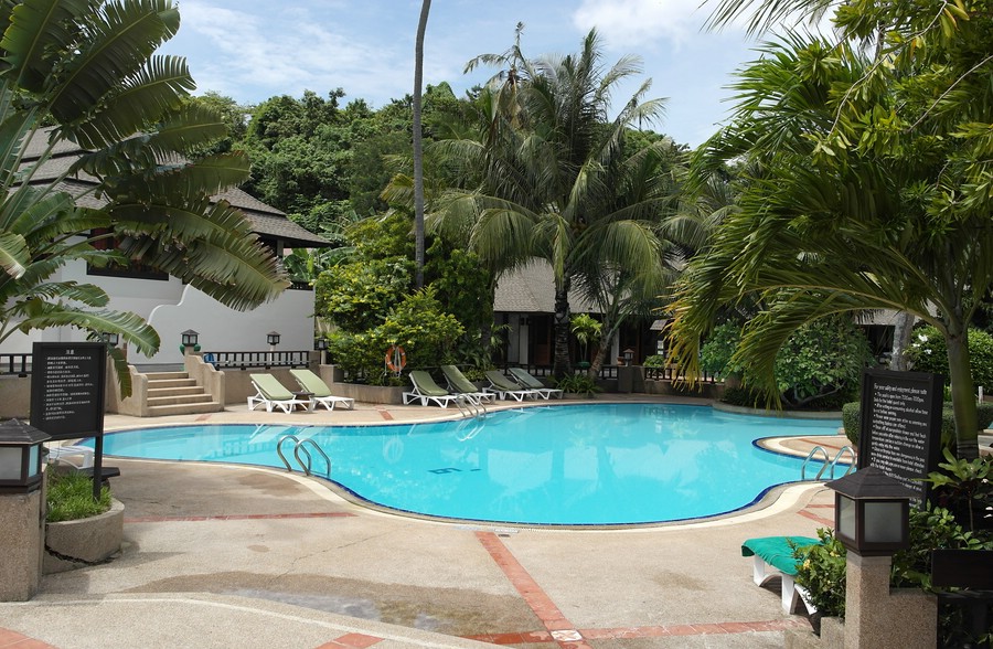 Pool des Holiday Inn Ko Phi Phi