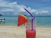 Cocktail am Strand von Ko Phi Phi Don