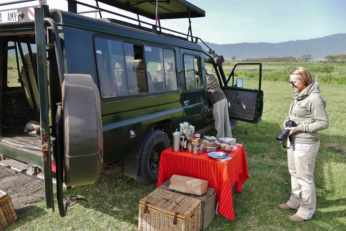 Am Hippo Pool des Ngorongoro ist der beliebteste Picknick Spot