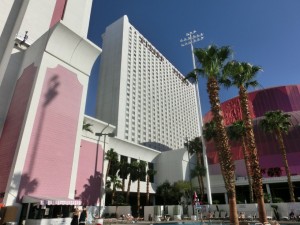 Außenansicht Circus Circus Hotel Las Vegas mit Pool