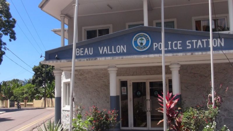 Seychellen mal anders: Hopp hopp, raus mit dir!