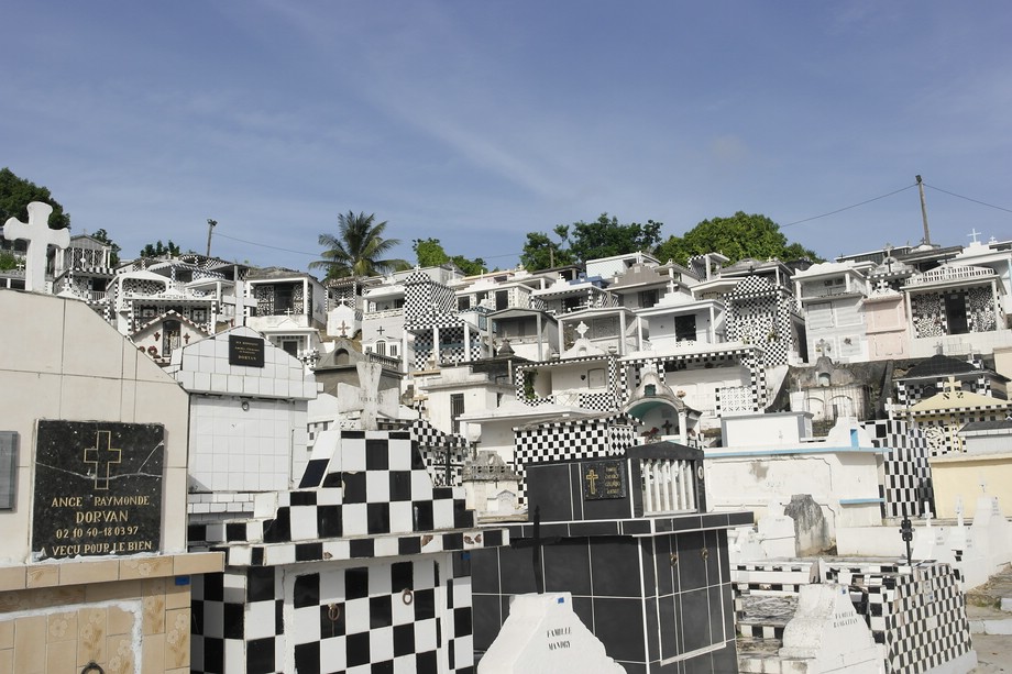 Der bekannte Guadeloupe Friedhof von Morne-à-l’Eau 