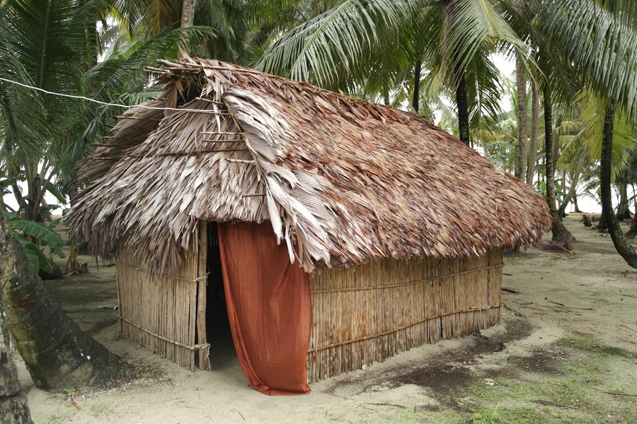 Unsere Strohhütte am Strand auf den San Blas Inseln