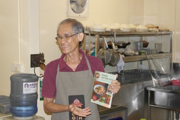 Unser Kochlehrer Ong Jin Teong und sein Buch "Penang Heritage Food"