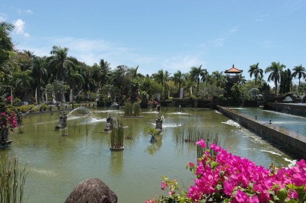 Vorgarten des Ayodya Resort Bali Nusa Dua