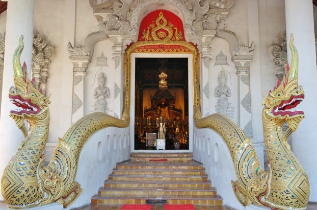 Tempel Eingang in Chiang Mai