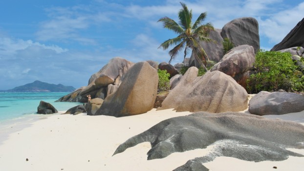 Granitfelsen bestimmen das Bild auf der Seychellen Insel La Digue