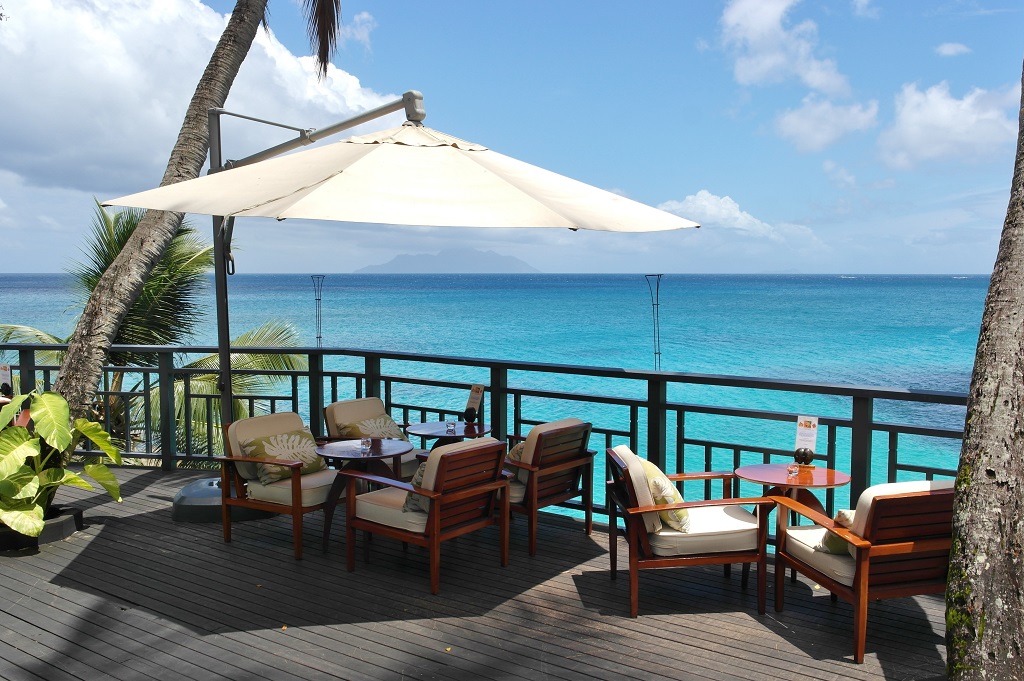 Ocean View Bar im Hilton Seychelles Northolme Resort & Spa