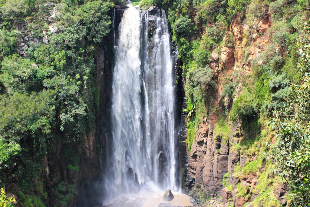 Thompsons Falls Kenia Wasserfall“class=