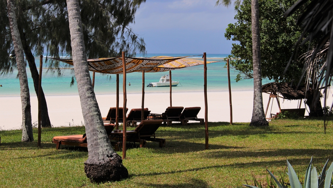 The Sands at Nomad Diani Beach 01“class=